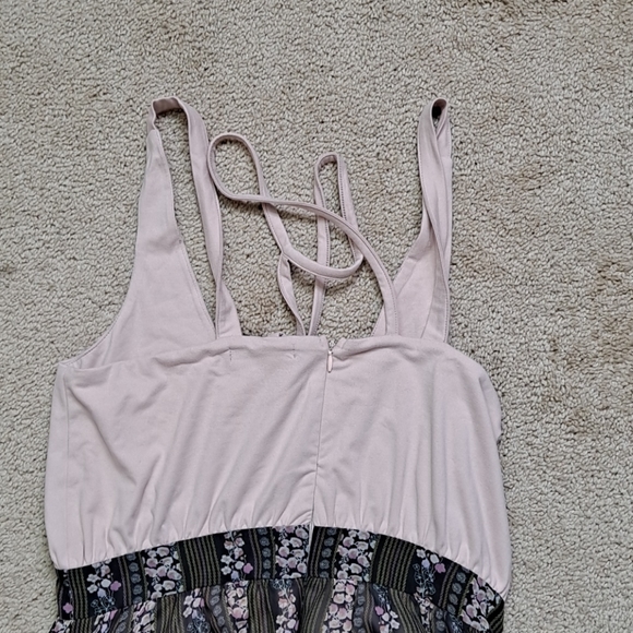 Pre-loved Love First Sight Floral Beige Jumpsuit - Picture 10 of 11